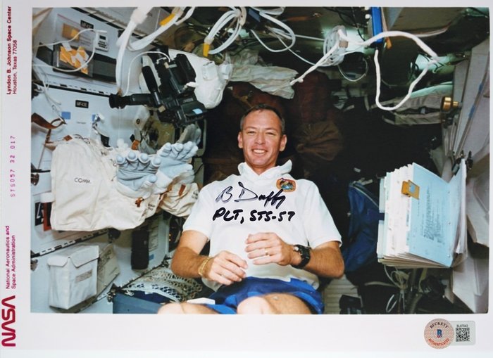 NASA Brian Duffy Autograf, Foto med Beckett COA - 1990-2000