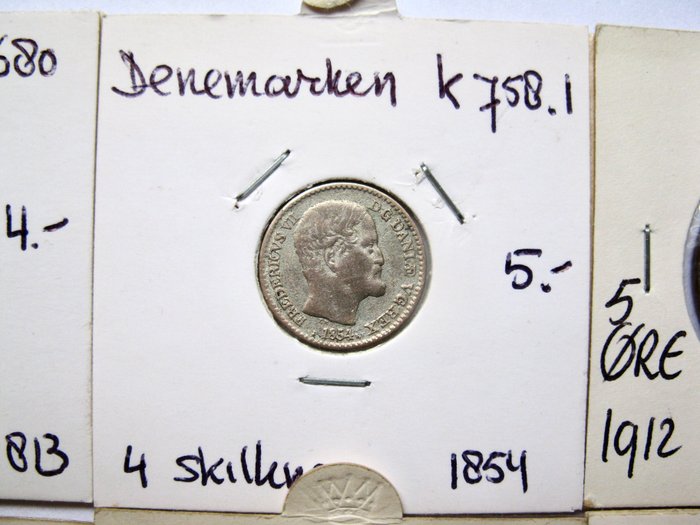 Danmark. Type collection with 20 different old coins 1771-1945 including silver and RARE 10 Ore 1945  (Ingen mindstepris)