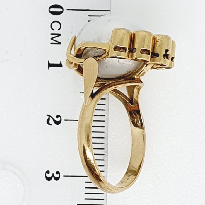 Ring - 18 kraat Gulguld Perle - Diamant