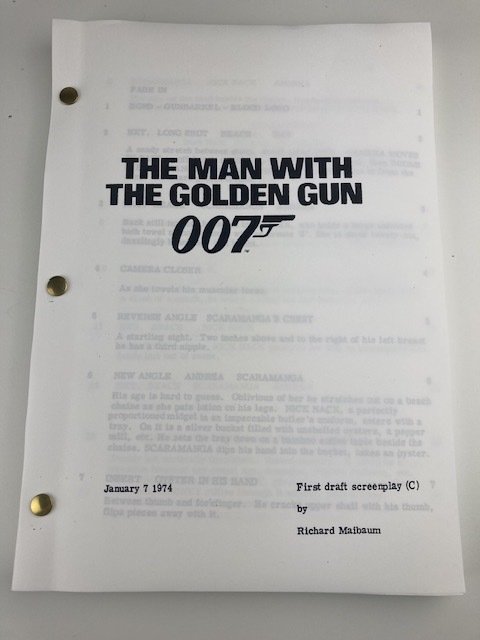 James Bond 007: The Man with the Golden Gun - Roger Moore - United Artists