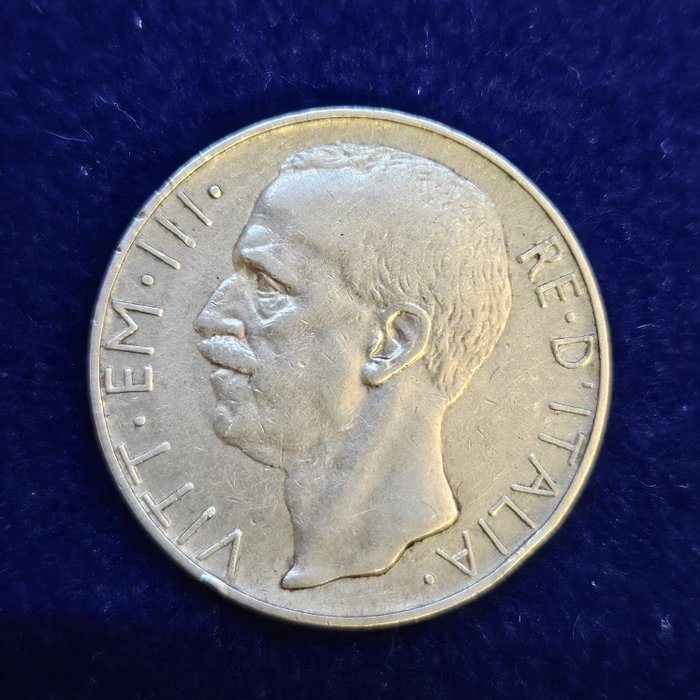 Italien Kongeriget Italien Vittorio Emanuele III di Savoia (1900-1946) 10 Lire 1927 "Biga" - 1 e 2 Rosette  (Ingen mindstepris)