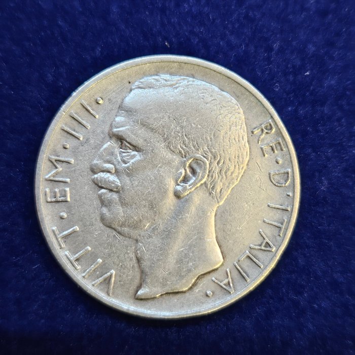 Italien Kongeriget Italien Vittorio Emanuele III di Savoia (1900-1946) 10 Lire 1927 "Biga" - 1 e 2 Rosette  (Ingen mindstepris)