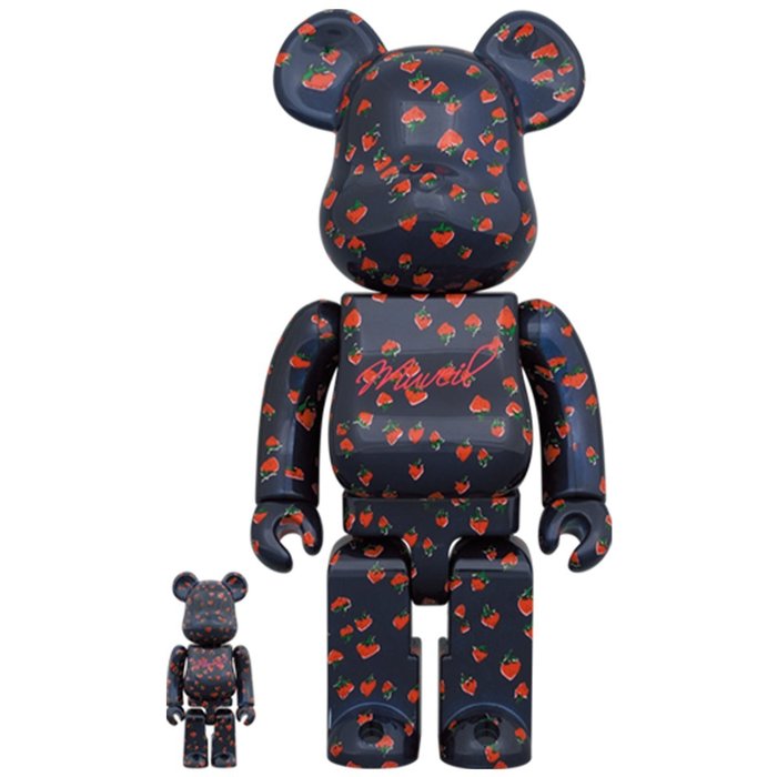 400%  100% Bearbrick set - Muveil (Strawberry)