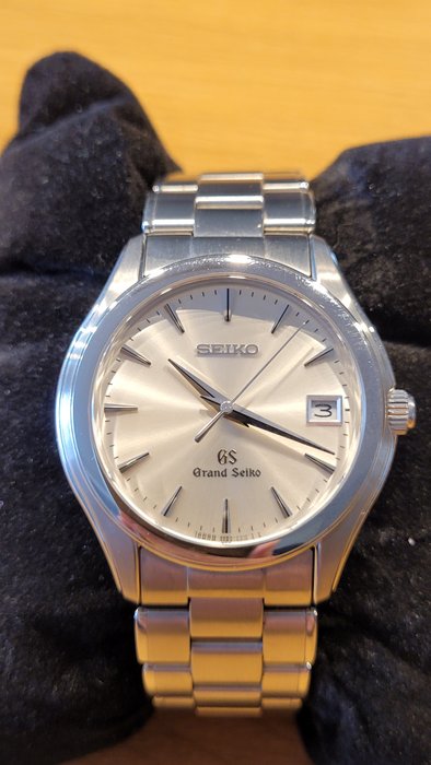 Grand Seiko - 9F62-0A10 - Unisex - 2000-2010