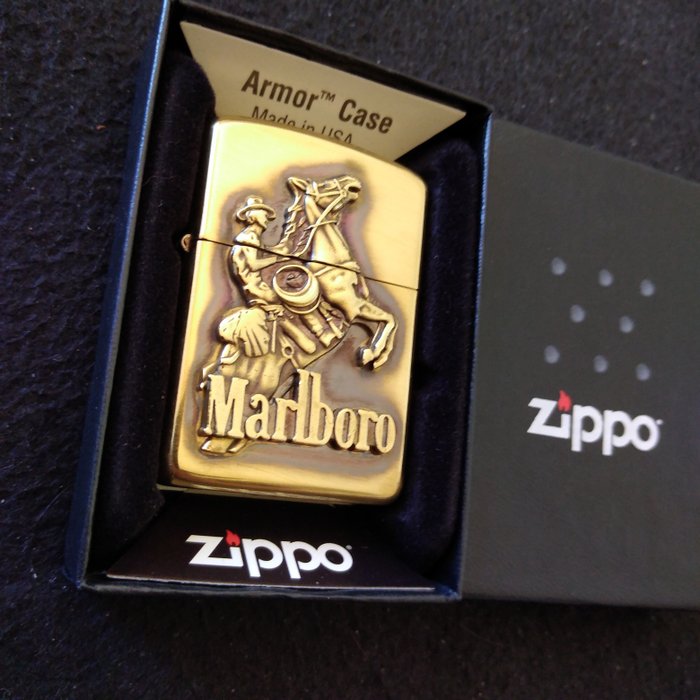 Zippo - Marlboro Man - Cowboy - armor case - golden brass - new - Lommelighter - Stål (rustfrit)