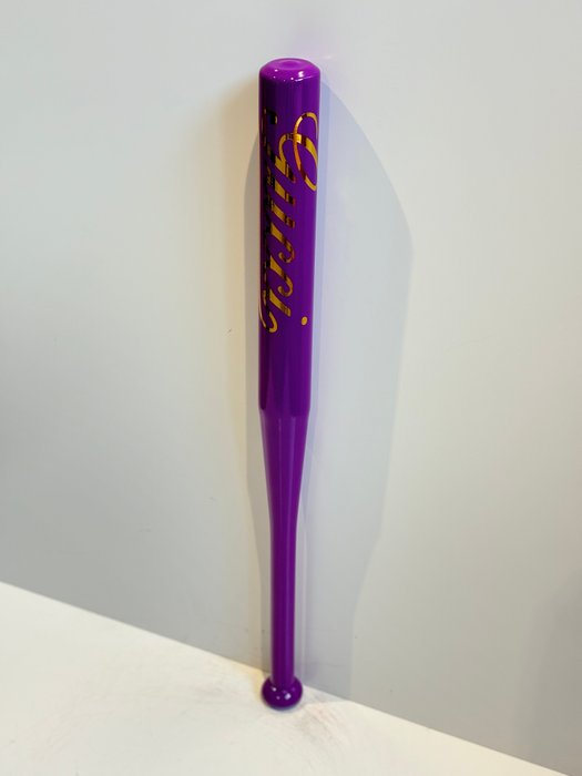 Rob VanMore - Beating Gucci with a Purple Bat