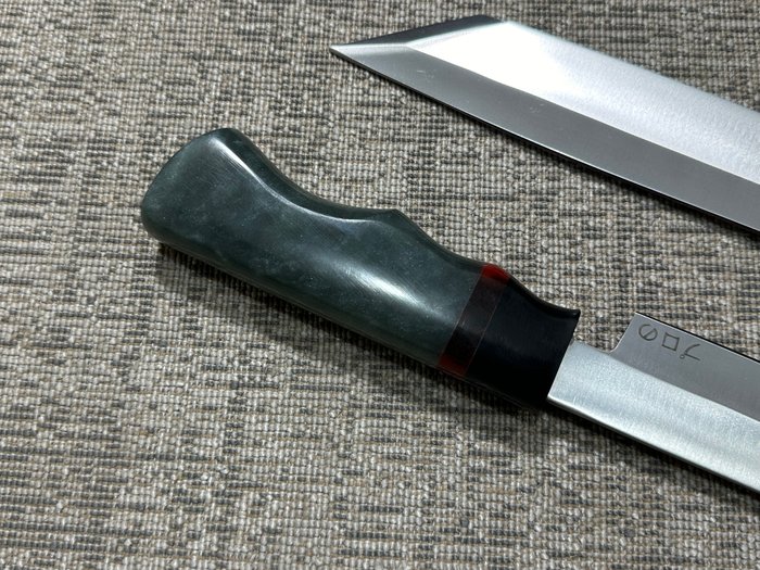 Køkkenkniv - Chef's knife -  Japanske Yanagiba  Burja kokkeknive - D2 Steel  Grey Udsøgt flerfarvet harpikshåndtag - Japan