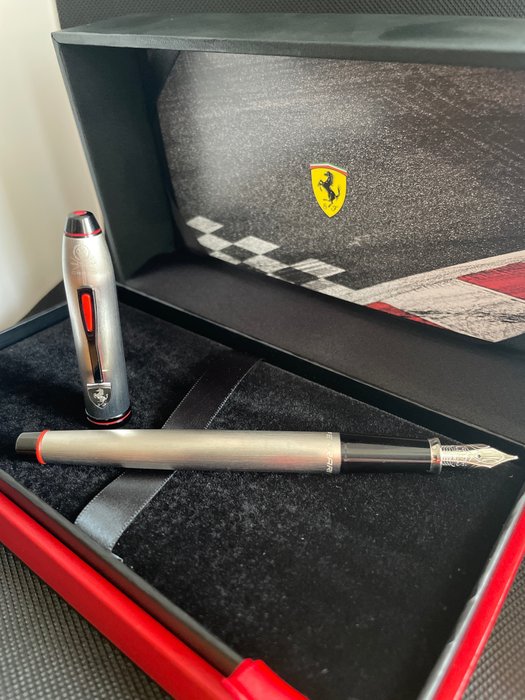 Ferrari, Cross - Fyldepen