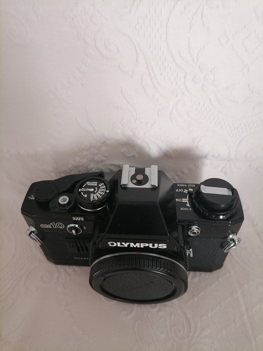 Olympus OM10 black | Reflekskamera med enkelt linse (SLR)