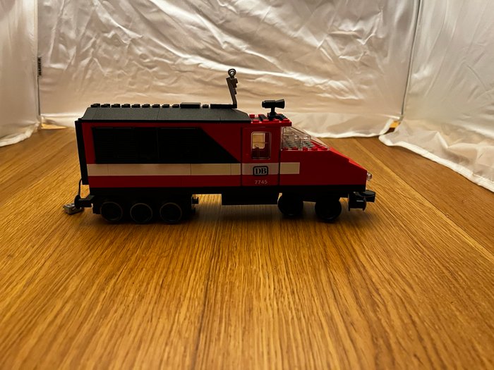 Lego - 7745 LEGO High-Speed City Express Passenger Train Set + a Lot of extra parts - Danmark