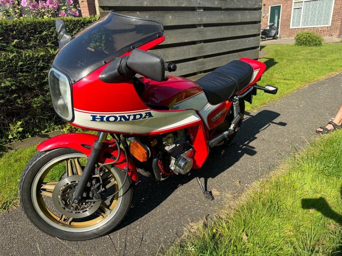 Honda - CB900F2 - Bol d"Or - SC01 - 900 cc - 1982