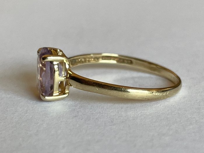 Ingen mindstepris - Ring 18 kt guld - 1,25 ct ametyst