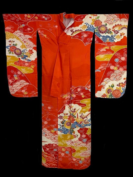 Kimono (1) Guldtrådsbroderi - Silke - Japan - 20. århundrede