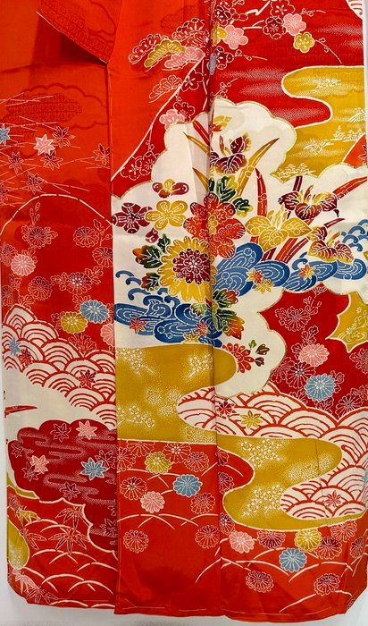 Kimono (1) Guldtrådsbroderi - Silke - Japan - 20. århundrede