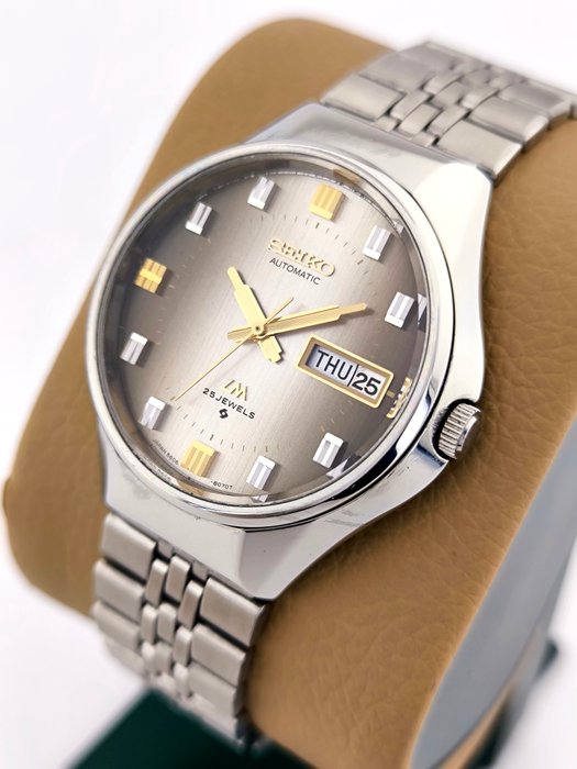 Seiko - Lord Matic 'Two Tone Dial' - Ingen mindstepris - 5606-8040 - Mænd - 1970-1979