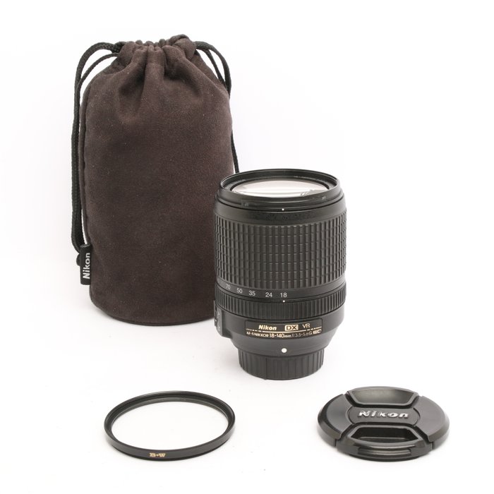 Nikon AF-S DX 18-140mm f/3.5-5.6G ED VR Digitalt refleks kamera (DSLR)