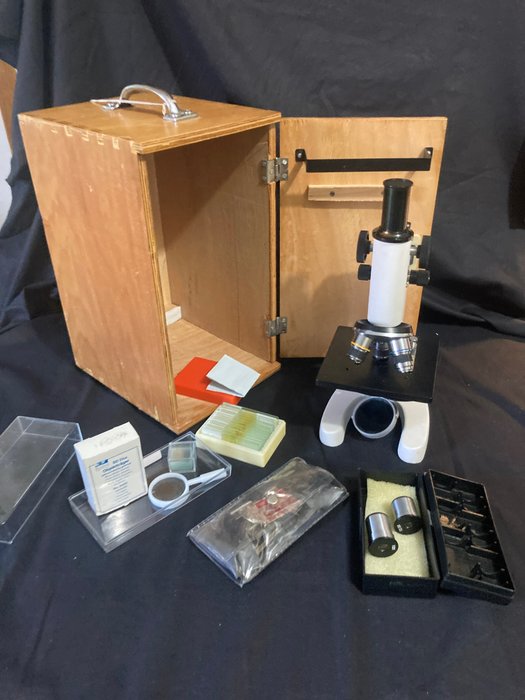 Monocular compound microscope - lot Microscope et accessoires étudiant en médecine - 1980-1990 - PERL