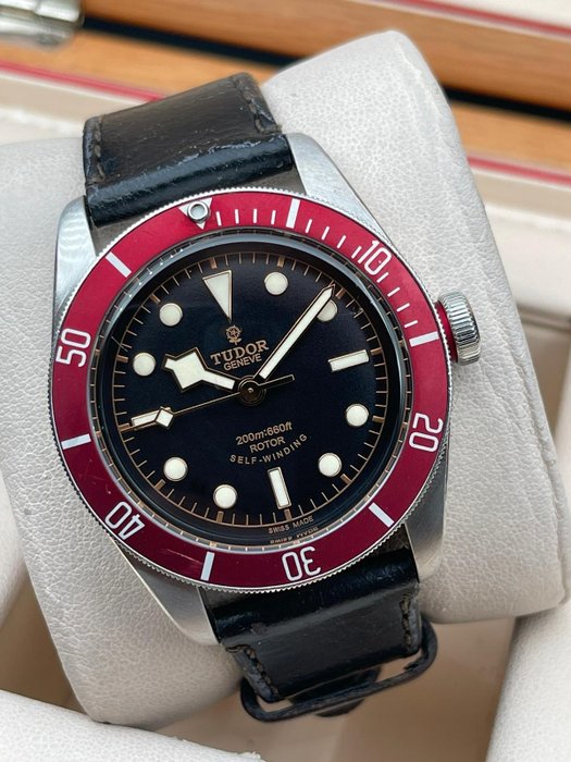 Tudor - Heritage Black Bay Red - Ingen mindstepris - 79220 - Mænd - 2011-nu