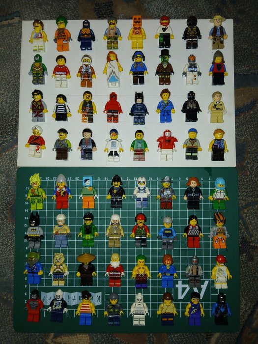 Lego - 64 Minifigures