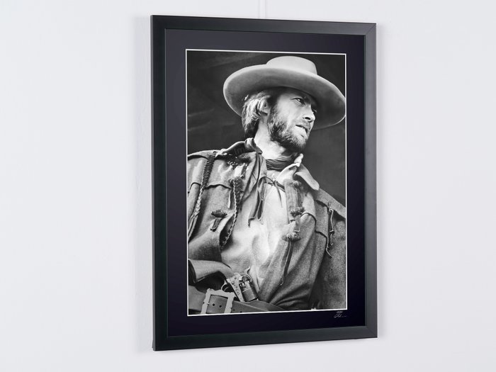 The Outlaw Josey Wales (1976) - Clint Eastwood - Fine Art Photography - Luxury Wooden Framed 70X50 cm - Limited Edition Nr 01 of 20 - Serial ID 17550 - Original Certificate (COA), Hologram Logo Editor and QR Code - 100% New items.