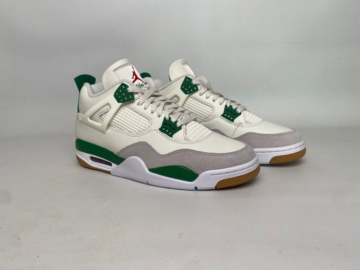 Air Jordan - Air Jordan 4 - Sneakers - Størelse: 41 (EU/IT) / 7 (UK) / 8 (US) - Nyt med labels