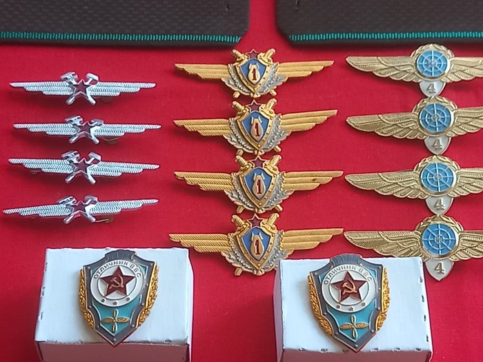 Lot Badges USSR Air Force - 1960-1970