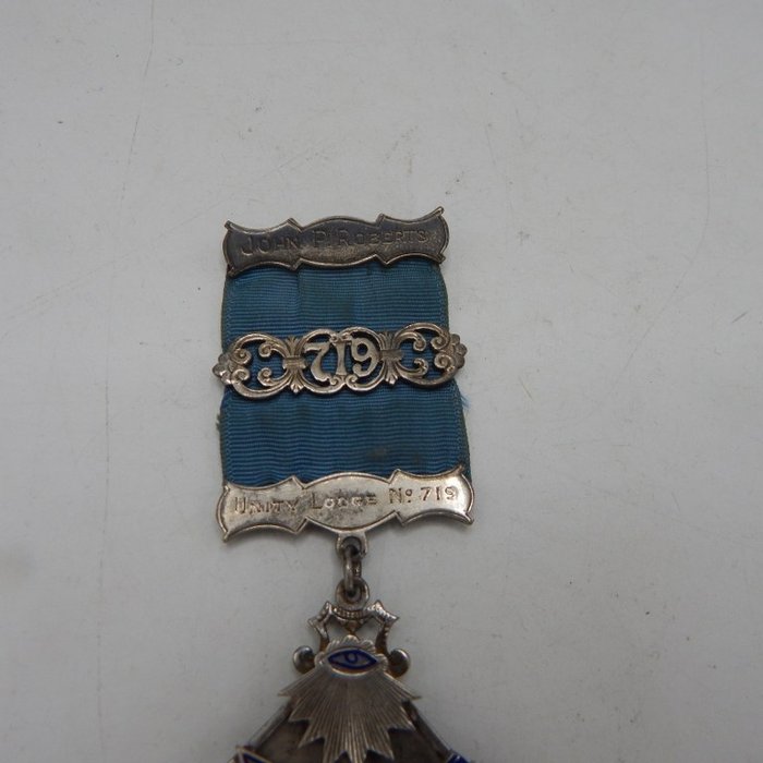 Ukendt - Badge - Masonic vrijmetselarij groot bijzonder zilveren past master juweel - 20. - først i (2. verdenskrig)