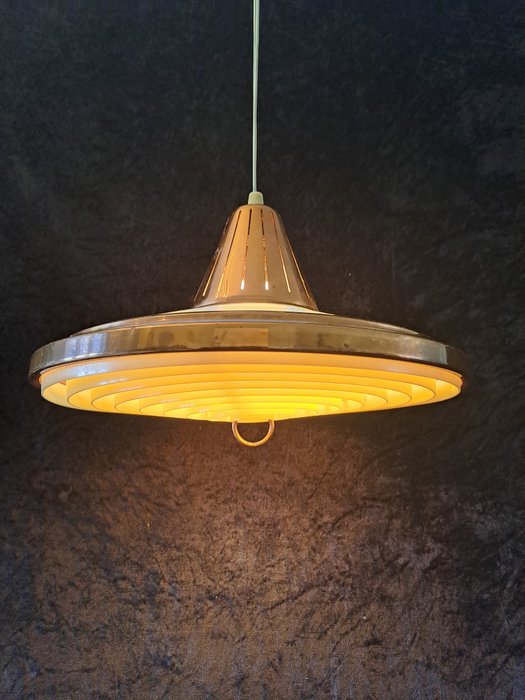 Teknika - Erik Jensen - Lampe - KP935 - Kobber, akryl - Vintage kobber lampe