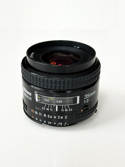 Nikon AF Nikkor 2/35mm Vidvinkelobjektiv