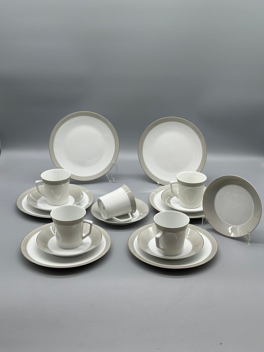 Fürstenberg - 17-teiliges Set, zeitloses Design - Kaffesæt (17) - Porcelæn