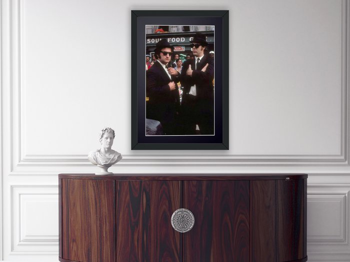 The Blues Brothers (1980) - John Belushi  Dan Aykroyd - Fine Art Photography - Luxury Wooden Framed 70X50 cm - Limited Edition Nr 01of 30 - Serial ID 16983 - Original Certificate (COA), Hologram Logo Editor and QR Code - 100% New items.