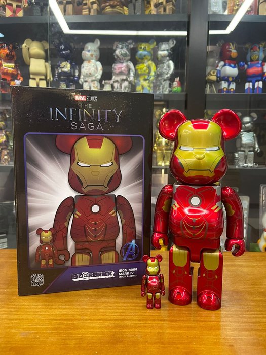 Medicom Toy Be@rbrick - 400%  100% Bearbrick - Iron Man - Mark IV (Infinity Saga)