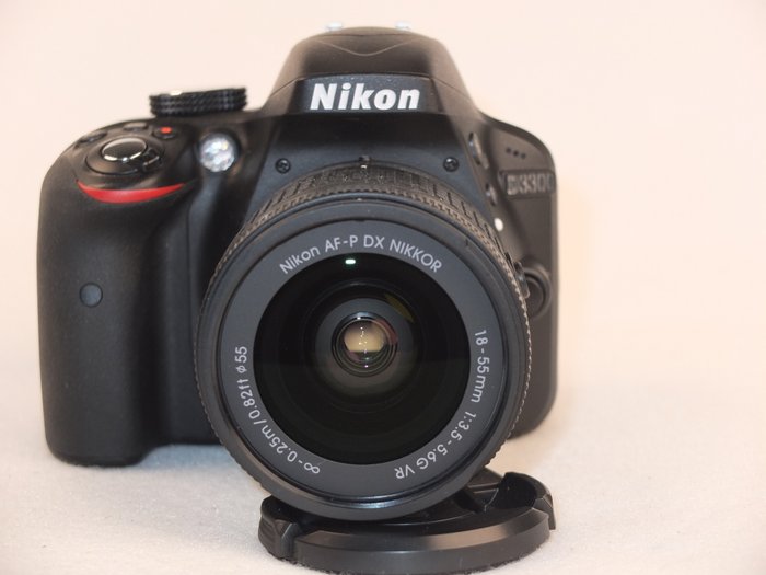 Nikon D3300 camera + 18-55mm lens (inclusief accessoires en doos) Digitalkamera