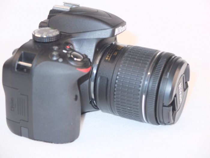 Nikon D3300 camera + 18-55mm lens (inclusief accessoires en doos) Digitalkamera