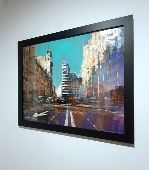 Cristina Bergoglio - Capturing the light of Madrid - NO Reserve