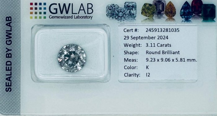 Ingen mindstepris - 1 pcs Diamant  (Natur)  - 3.11 ct - Rund - K - I2 - Gemewizard Gemological Laboratory (GWLab)