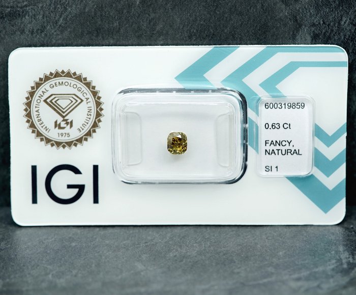 1 pcs Diamant  (Naturfarvet)  - 063 ct - Radiant - Fancy intense Brunlig Gul - SI1 - International Gemological Institute (IGI)