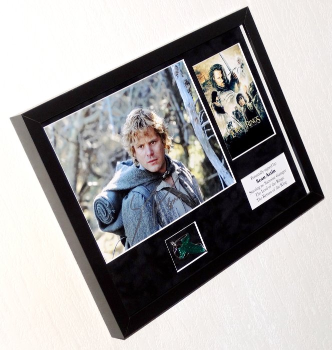 Lord of the Rings - Sean Astin (Samwise Gamgee) Framed with movie prop Leaf of Lórien, signed + COA  Photo signing