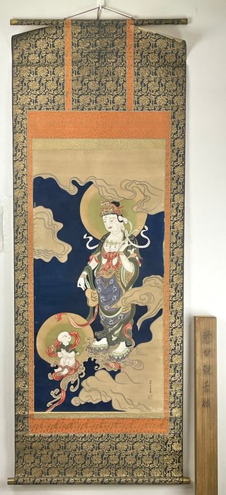 Maleri af Kannon - Antik buddhistisk kunst håndmalet på papir hængende - After Kanō Hōgai 狩野芳崖 - Japan - 20 - midt i (2 verdenskrig)