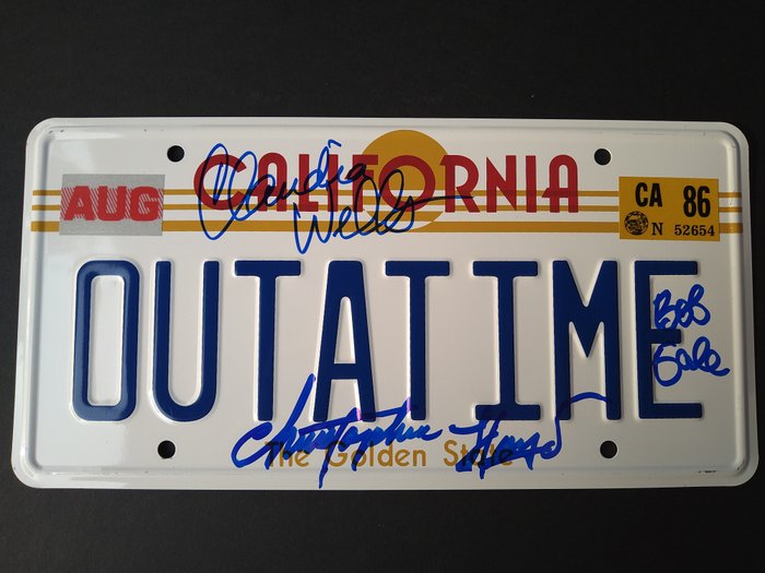 Tilbage til fremtiden - California License Plate signed by Claudia Wells + Christopher Lloyd + Bob Gale - With Autograph COA