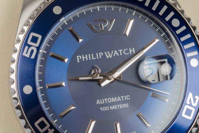 Philip Watch - Caribe Sport - Automatic - Swiss Made - 42 mm - Date - R8223597034 - Mænd - 2020+