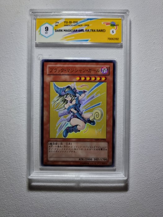 Konami - 1 Graded card - Yu-Gi-Oh! - Dark Magician Girl - Yu-Gi-Oh! First Series - Graad 9