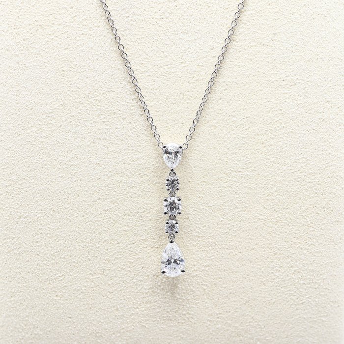 Tiffany  Co. - Halskæde med vedhæng - Drop Diamond Necklace Platin