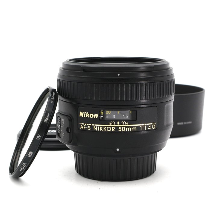 Nikon AF-S 50mm f/14G met HB-47 zonnekap en filter | Prime objektiv