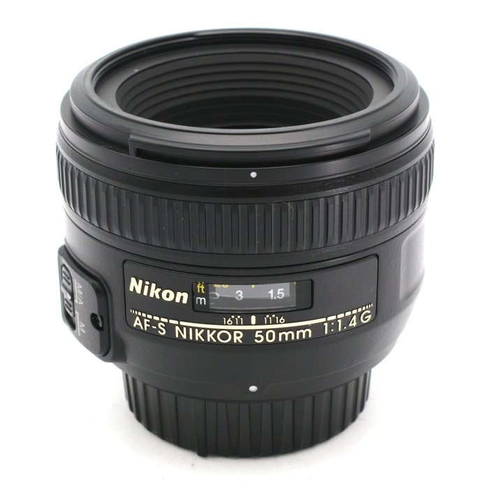 Nikon AF-S 50mm f/14G met HB-47 zonnekap en filter | Prime objektiv