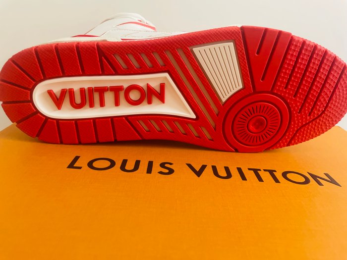 Louis Vuitton - Sneakers - Størelse: Shoes / EU 42.5