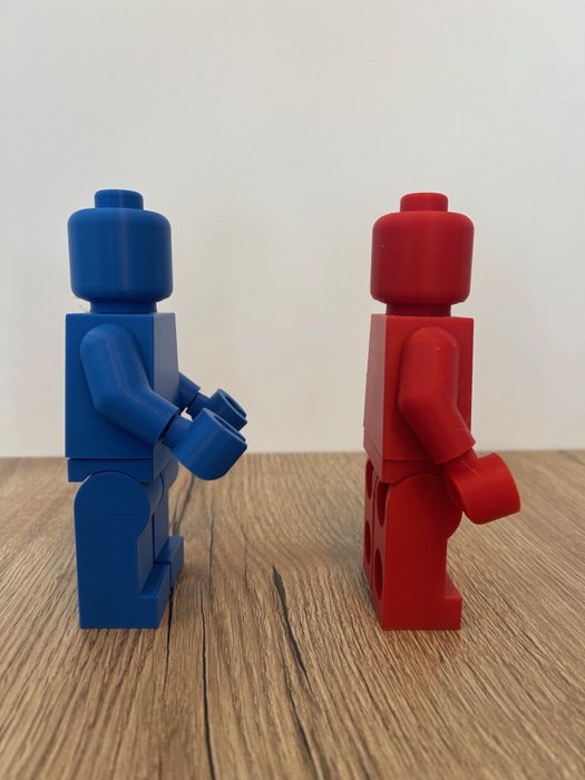 Fait maison - Réplique de Minifigures LEGO - Grand Modèle (16,5 cm) - Bleu et Rouge - Frankrig