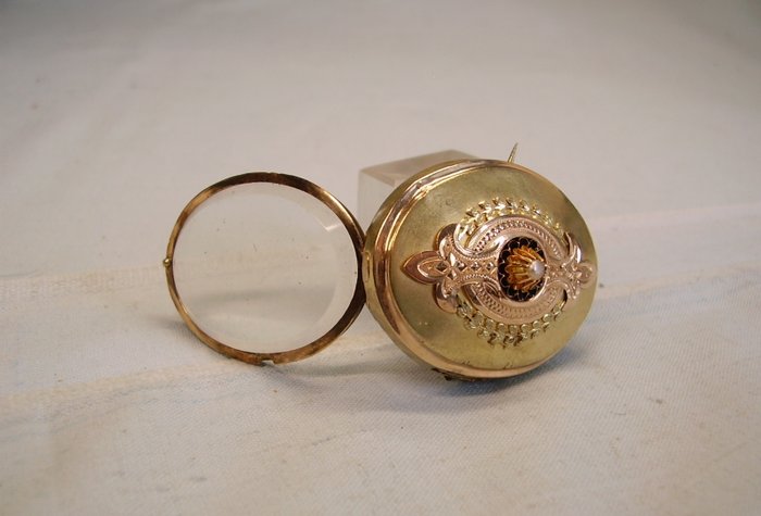 Ingen mindstepris - Broche Skum guld/guld dobbelt -  013ct tw Perle - antik broche+hemmeligt rum