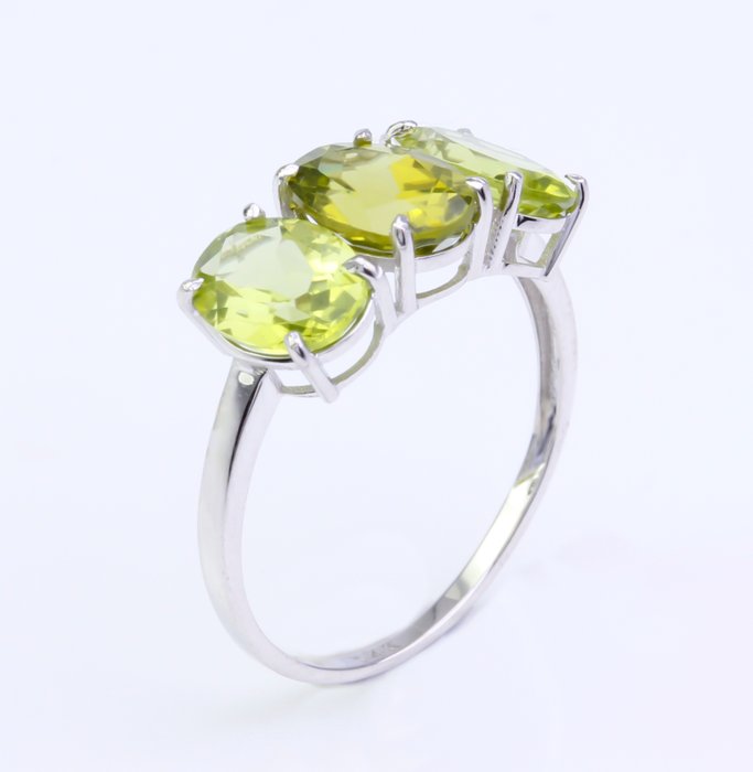 Ingen mindstepris - Ring - 14 karat Hvidguld Peridot