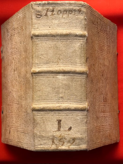 Ioachimus Hoppe - Commentatio Succincta ad Institutiones Justinianeas,  legatura pelle scrofa - 1698